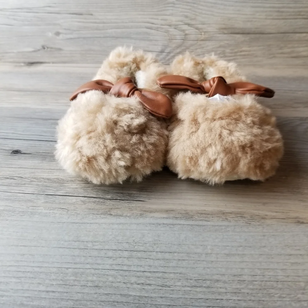 Cheerful Mario Faux Fur Butterfly Knot Soled Slipper Shoes